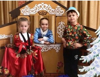 С целью знакомства детей со старинными традициями и обрядами на Руси, воспитания чувства коллективизма, дружбы, радости общения 13 января в ЧОУ «Гимназия №1»