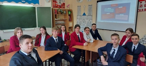 Команда восьмиклассников первичного отделения "Первых" ЧОУ "Гимназия №1" подключилась к Флагманскому Всероссийскому проекту «Первая помощь»