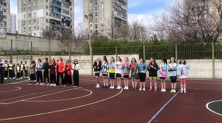 А ну-ка, девушки!