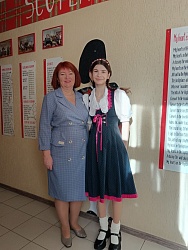 "Спасибо, наставник!" - акция, посвящённая признательности нашим учителям. Продолжает акцию Ефимова Арина, обручающаяся 9 класса Гимназии №1