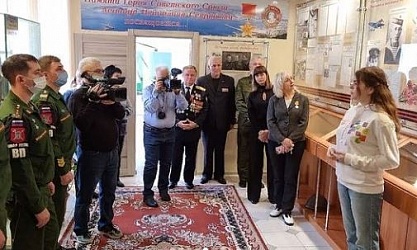 9 декабря в  Гимназии  N 1 состоялось значимое мероприятие, посвящённое Дню Героев Отечества.