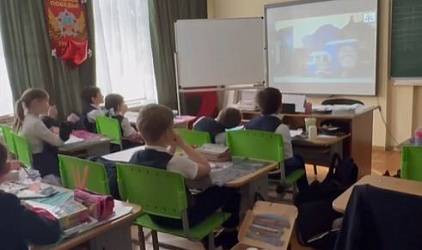 Наши второклассники окунулись в удивительный мир музыки и искусства, участвуя в творческом проекте "Нарисуй музыку"!