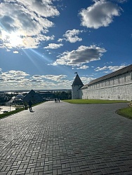 Путешествие Мечты не заканчивается никогда. Оно остаётся с нами в воспоминаниях, фото и видео. Приглашаем вас на небольшую виртуальную экскурсию по городу ,которому тысяча лет 🇷🇺