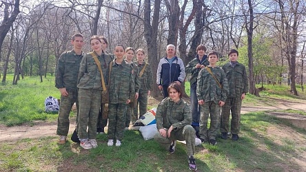 5 апреля команда первичного отделения Гимназии №1 приняла участие в военно-патриотической игре «Зарница 2.0».