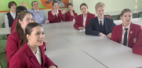 11 декабря Школьный клуб международной дипломатии Гимназии №1 г. Новороссийска провёл уже вторую онлайн-встречу в этом году.